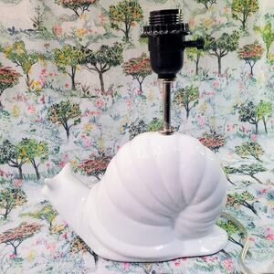 Mid-Century Modern Italy Snail Table Lamp 1950's Glazed White Cermamic